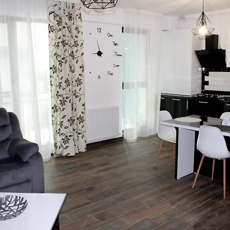 Apartament Cristian Summer Mamaia Nord